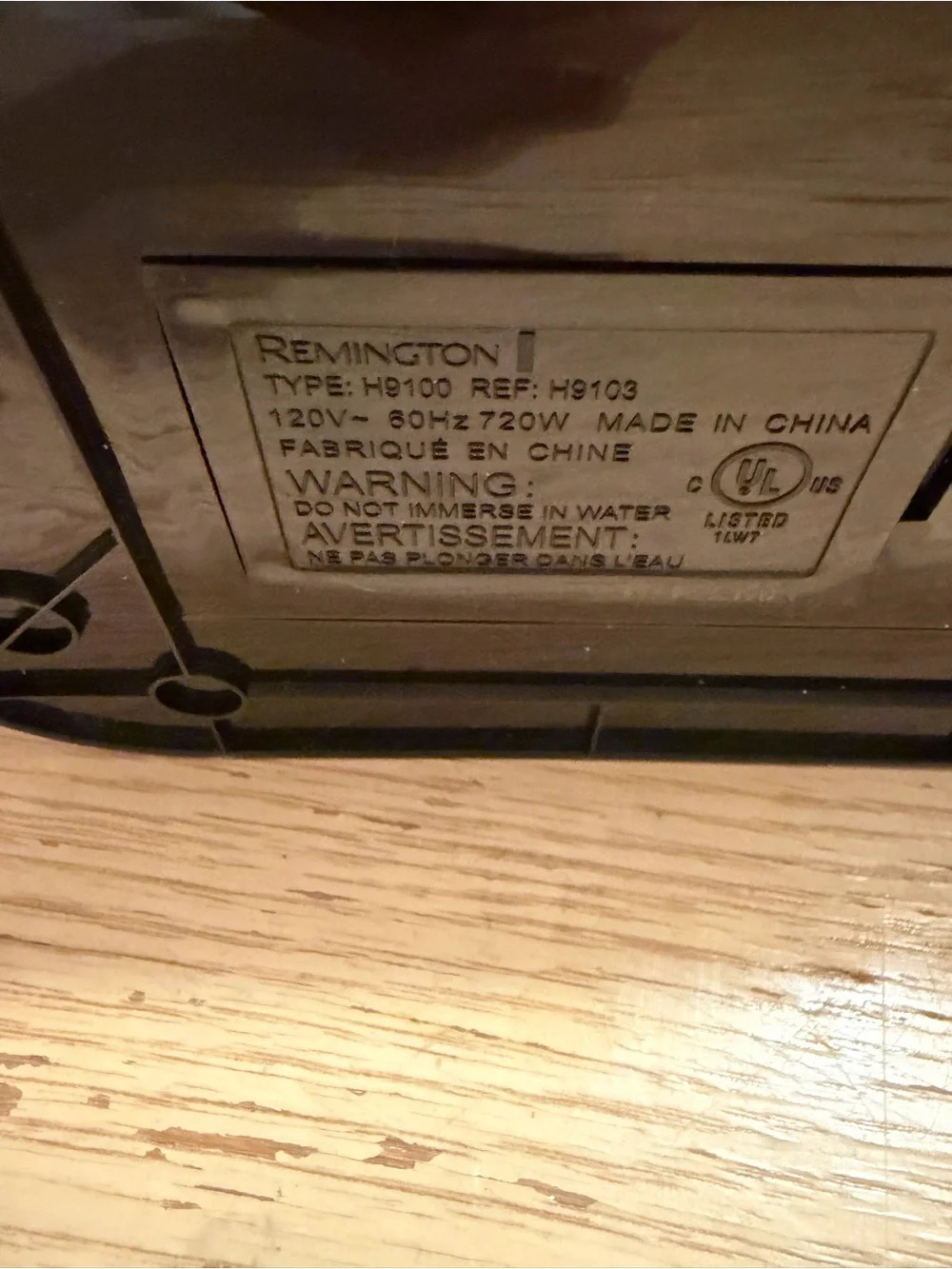 Remington White and Black Multi-Slot Controller Charging Dock